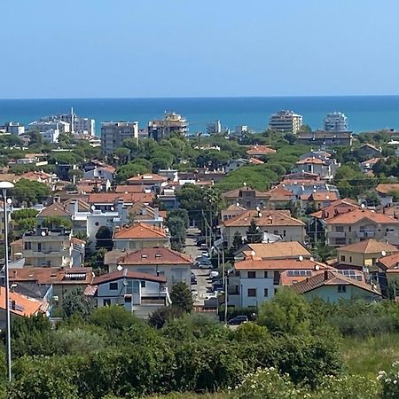 B&B Cá Bianca Ventisette Riccione Esterno foto
