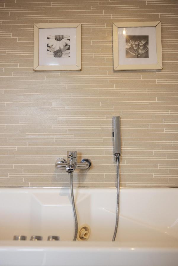 B&B Cá Bianca Ventisette Riccione Esterno foto