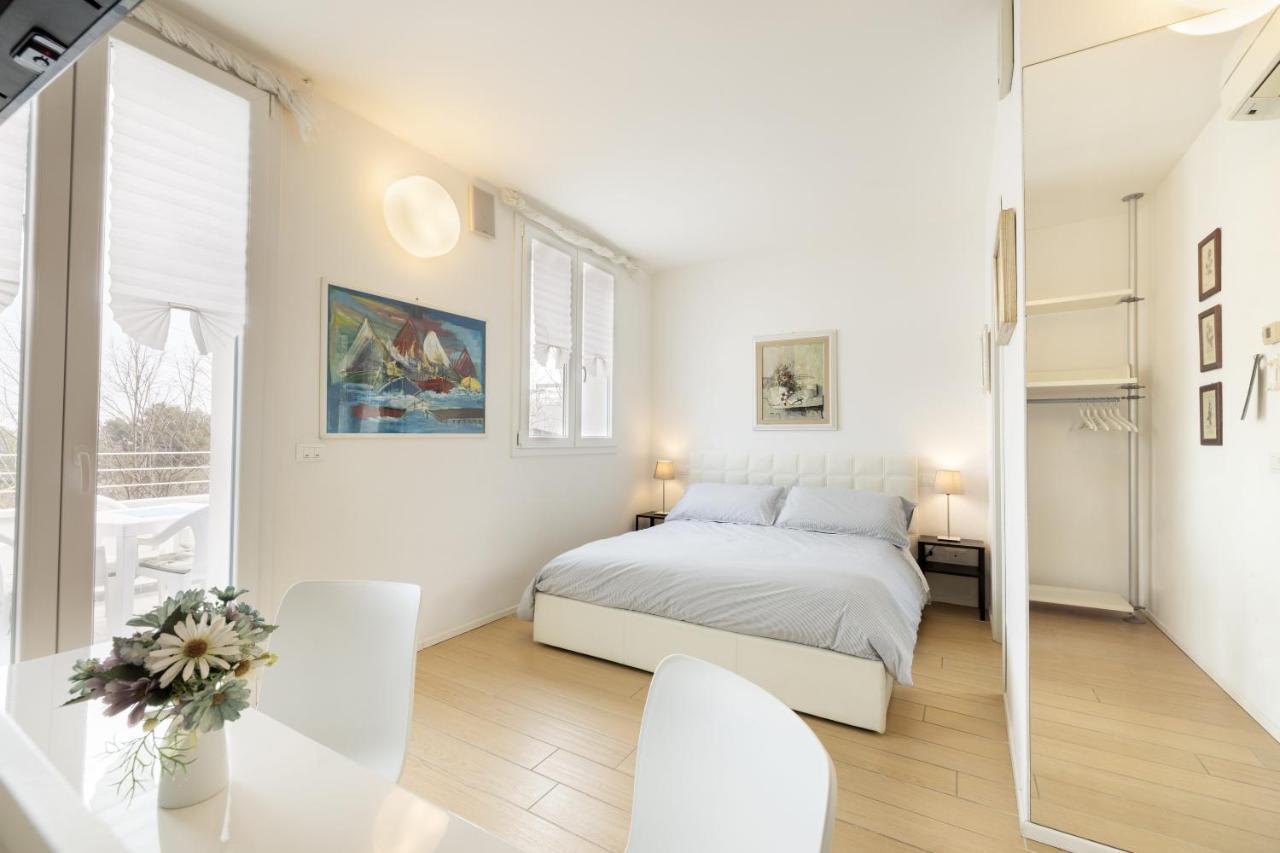 B&B Cá Bianca Ventisette Riccione Esterno foto