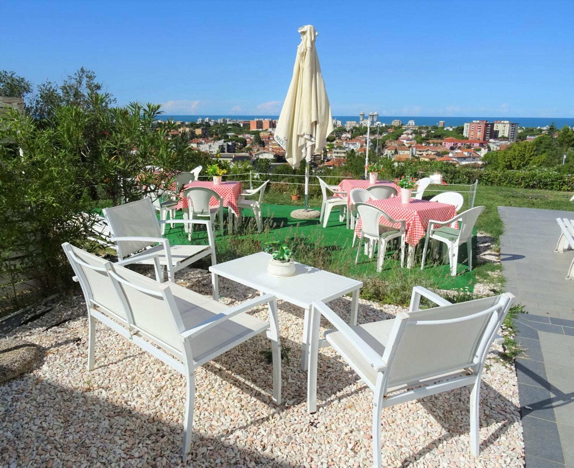 B&B Cá Bianca Ventisette Riccione Esterno foto