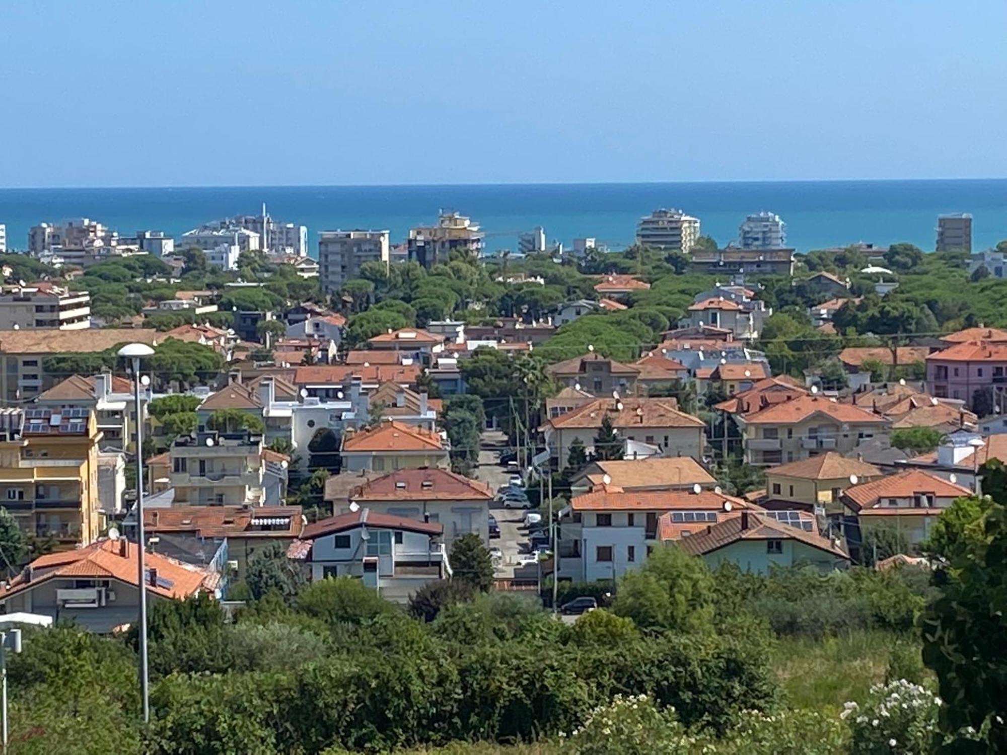 B&B Cá Bianca Ventisette Riccione Esterno foto